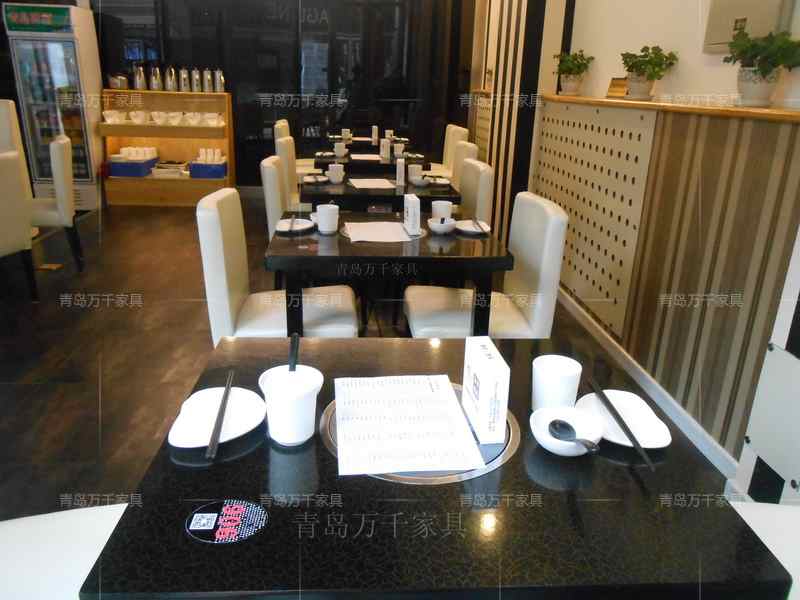 九里飄香 麻辣香鍋李村萬達(dá)廣場(chǎng)店